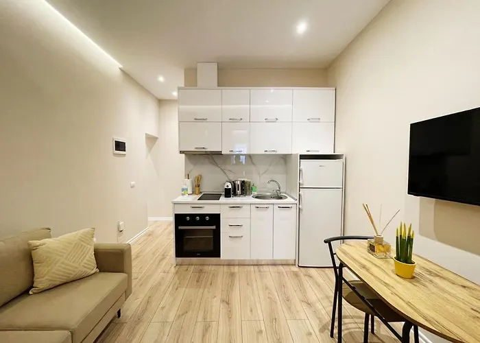 Aj Apartments, Hidden Gem In The Heart Of Апартаменты