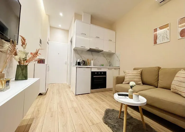 Апартаменты Aj Apartments, Hidden Gem In The Heart Of Тирана