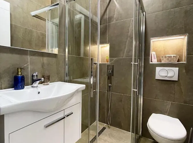 Apartament Aj Apartments, Hidden Gem In The Heart Of